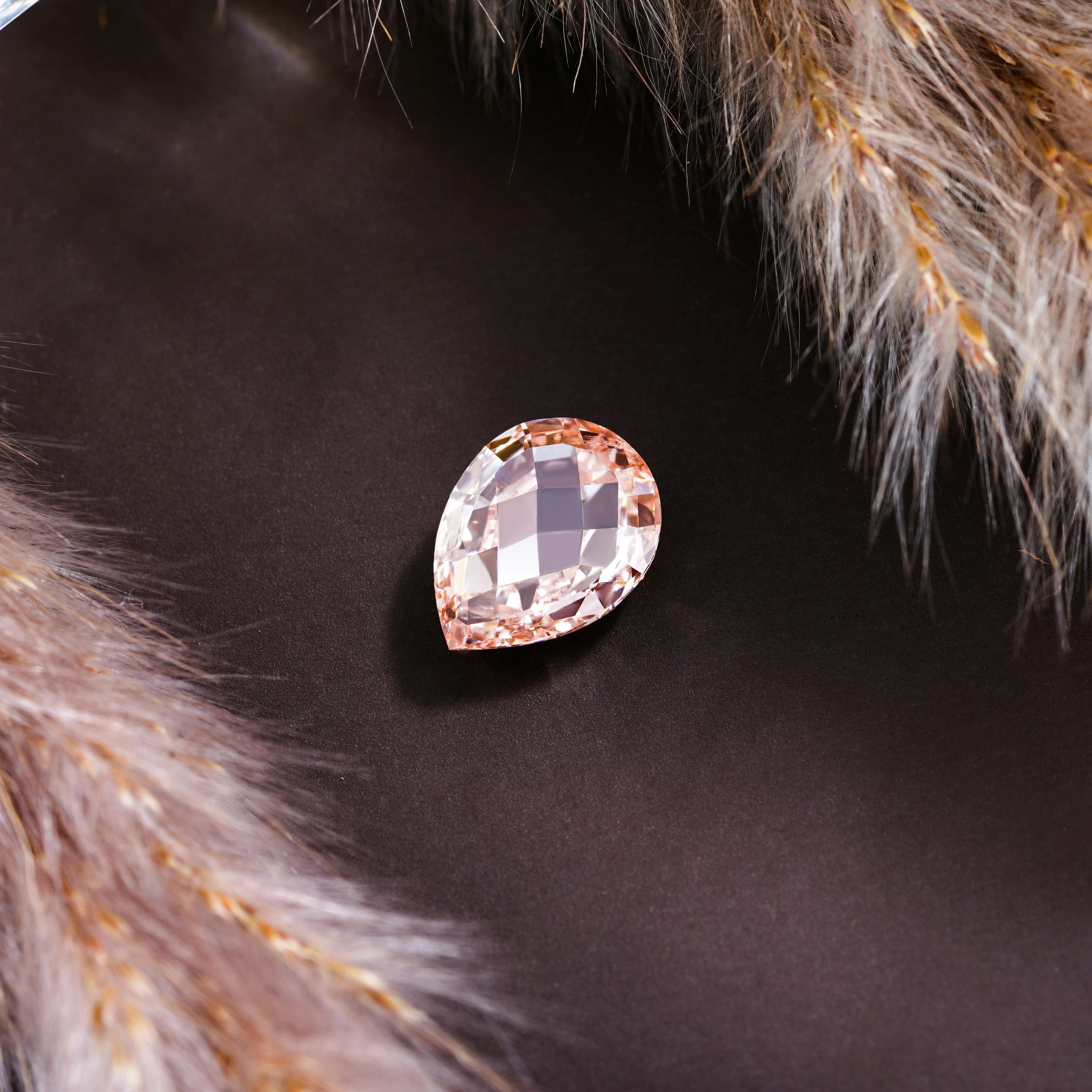The Art of Luxury Jewelry: Mastering Elegance, Craftsmanship, and Timeless Beauty